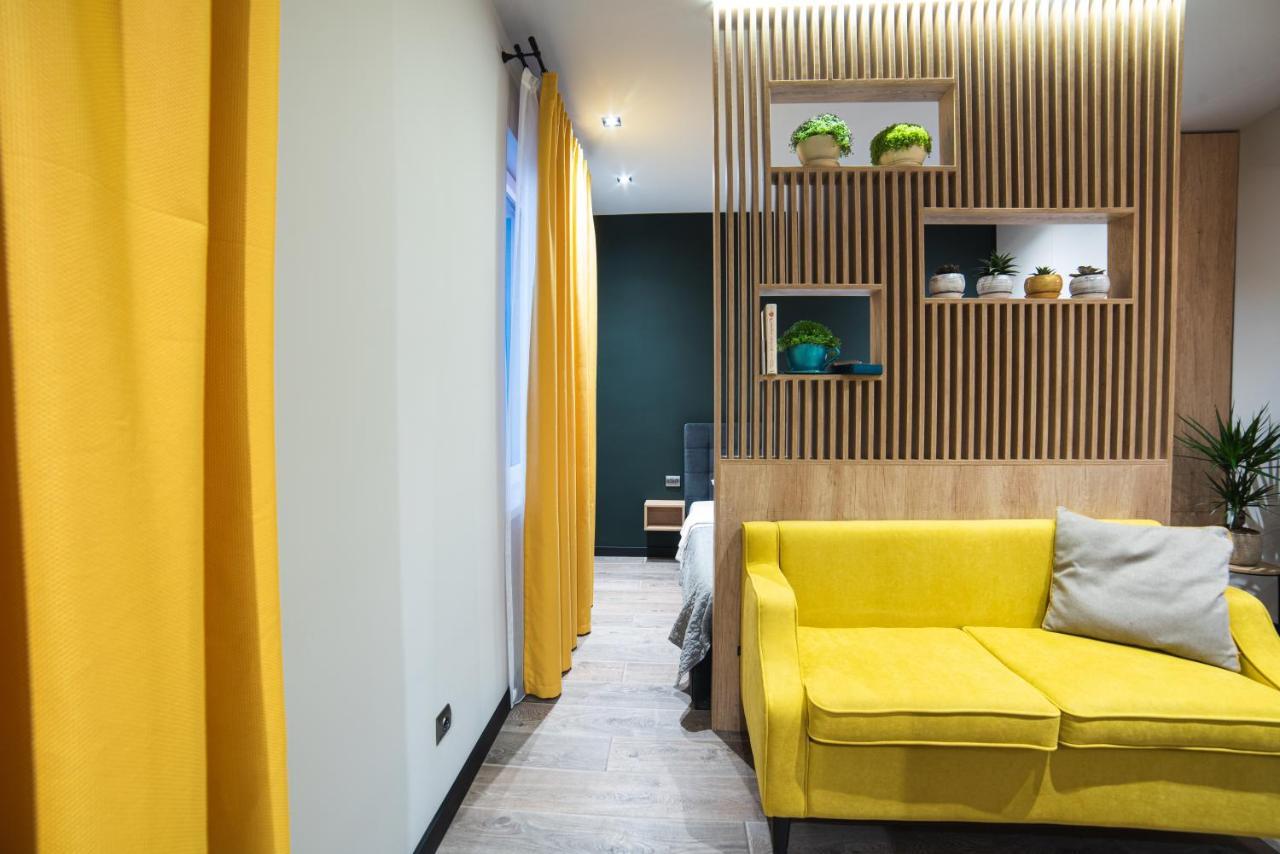 Luxury Apartments Petofi Uzhhorod Exterior foto